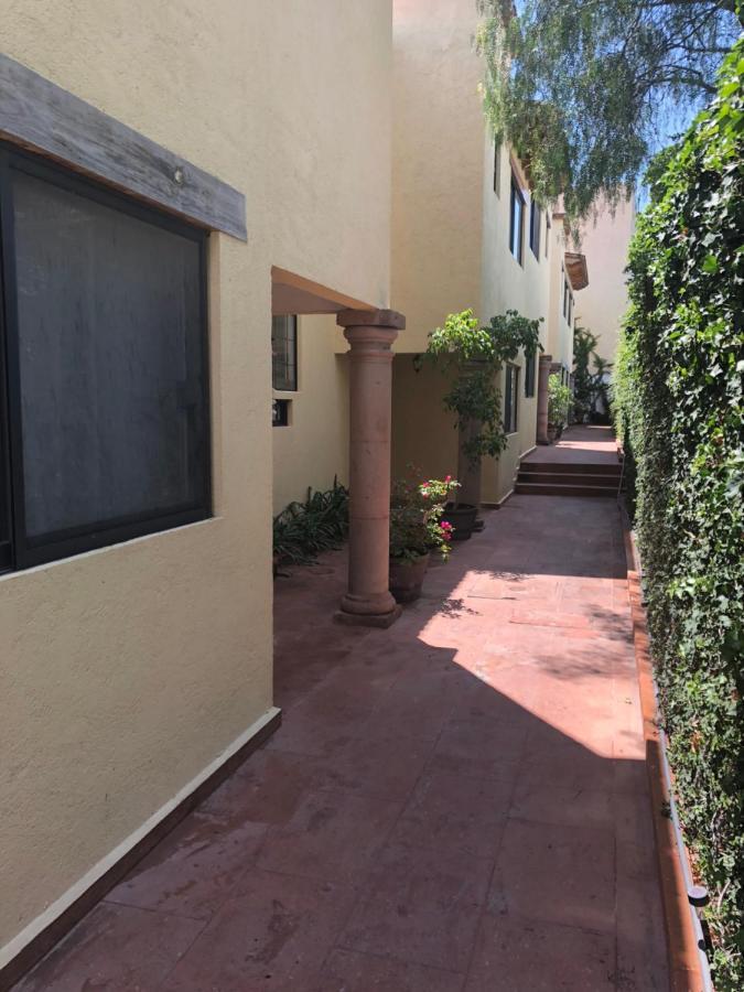 Casa Las Nubes En El Centro De Tequisquiapan 6 Personasヴィラ エクステリア 写真